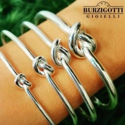 Bracciale nodo d'amore.